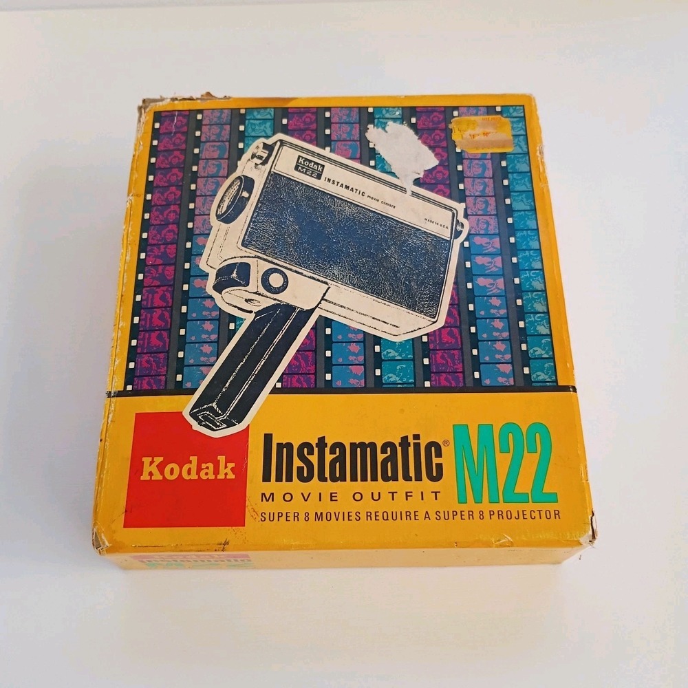 Vintage 1970‎ Kodak M22 Instamatic Super 8 camera Movie Outfit with original box